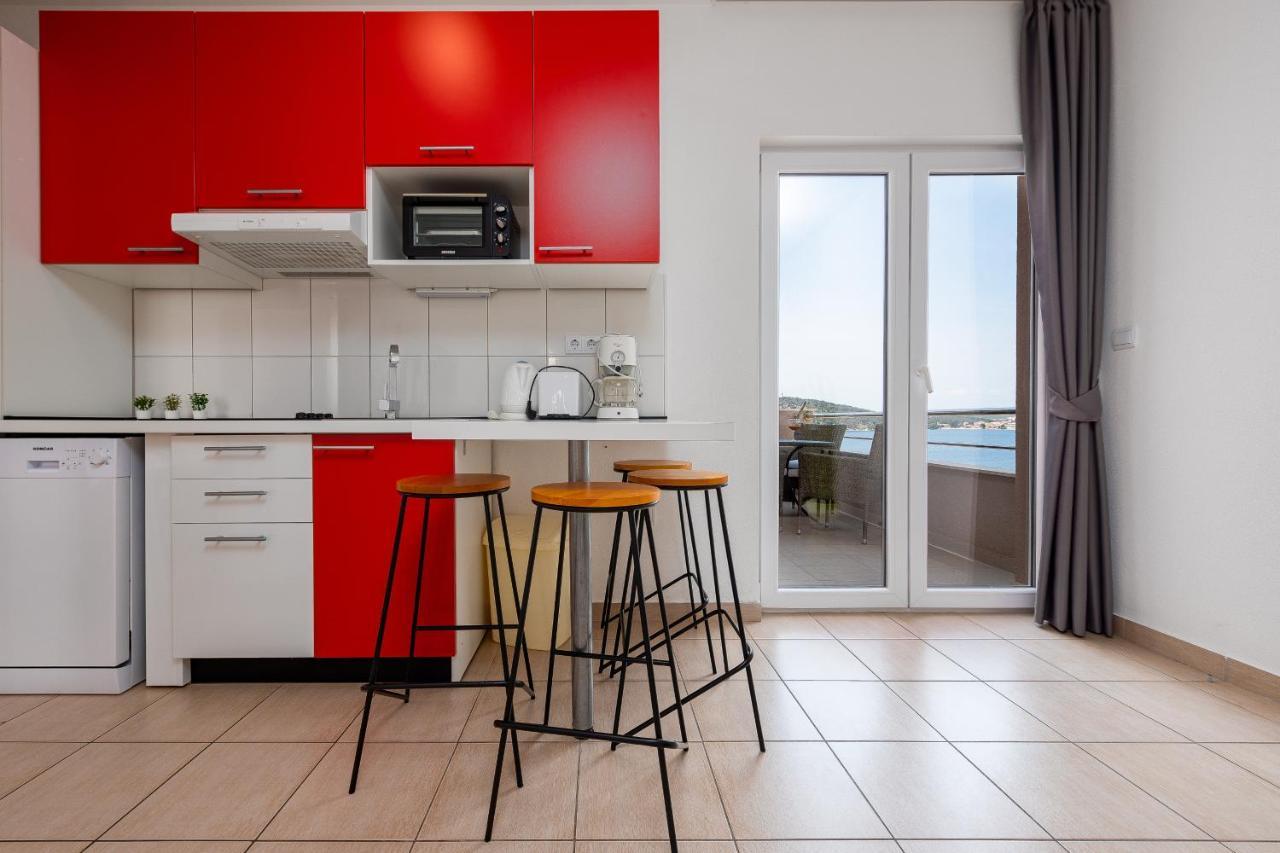Villa Mona Apartments Ražanj Exteriör bild