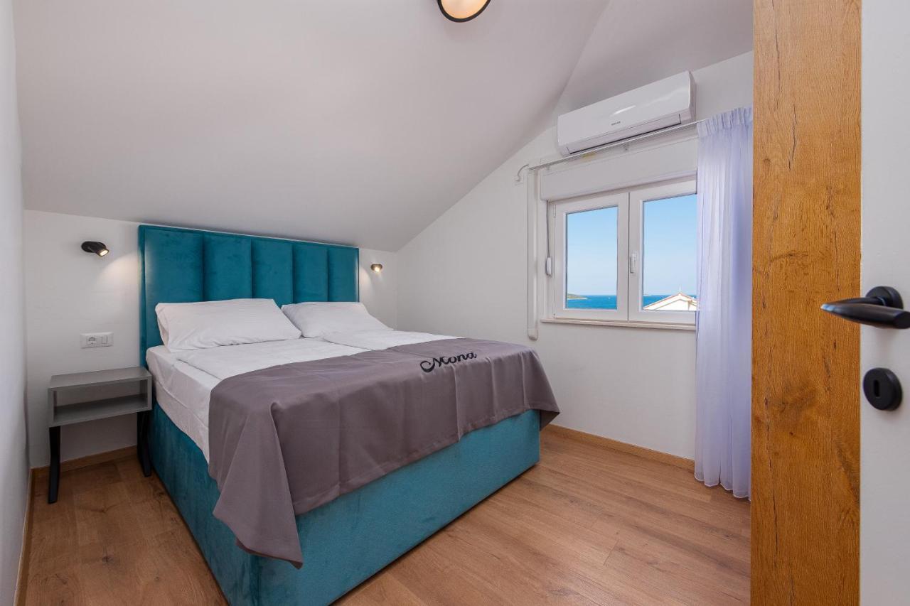 Villa Mona Apartments Ražanj Exteriör bild