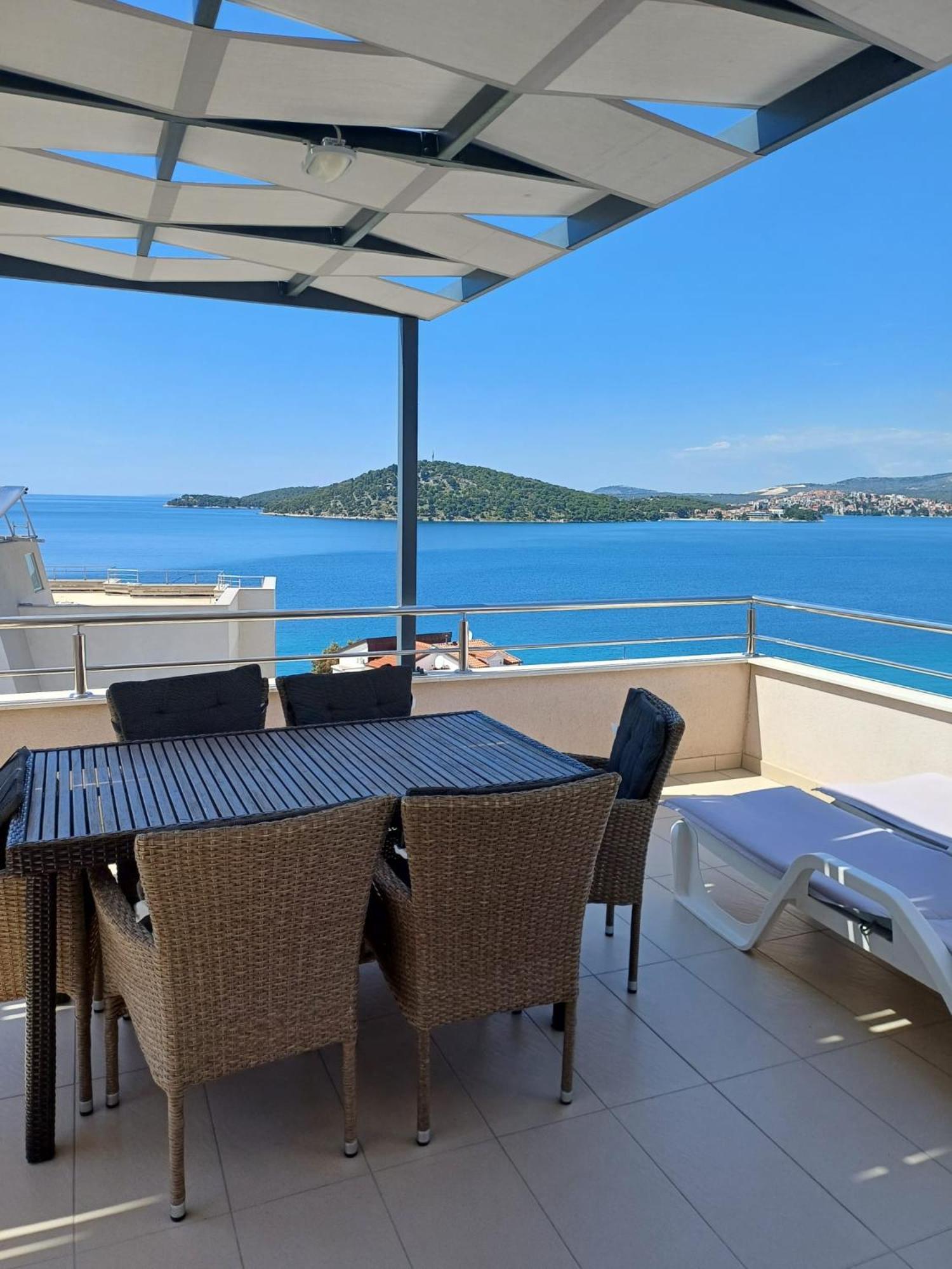 Villa Mona Apartments Ražanj Exteriör bild